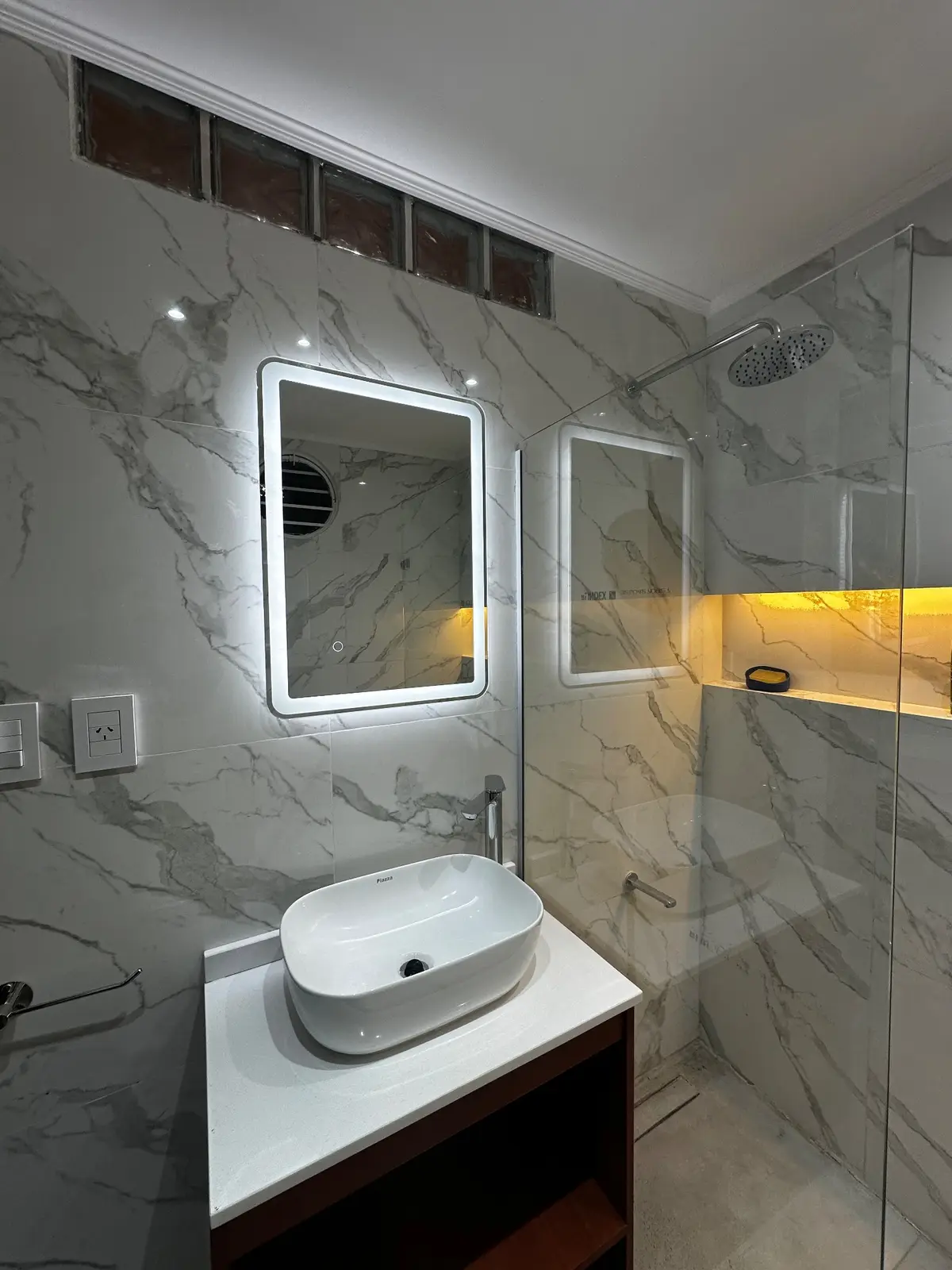 Baño Quirno — Baño en Flores (foto 3)