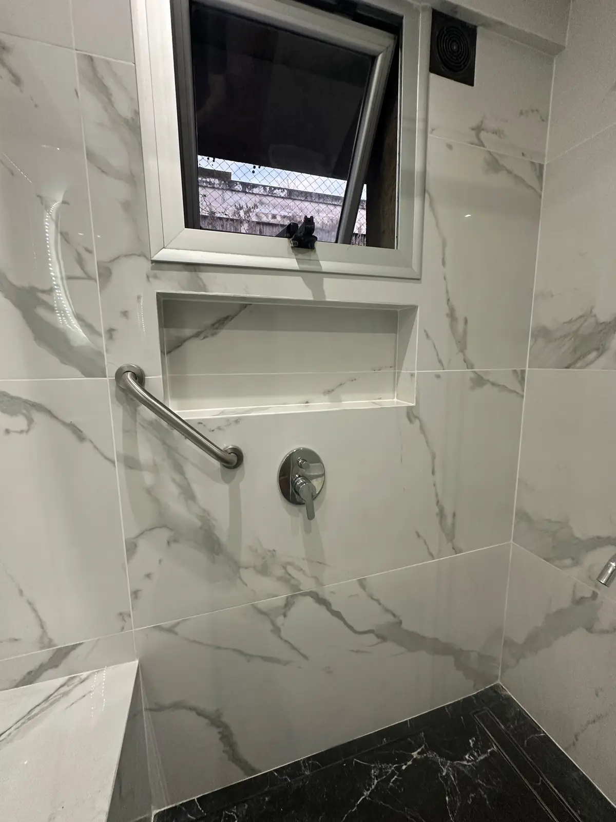 Baño Basualdo — Baño en Villa Luro (foto 2)