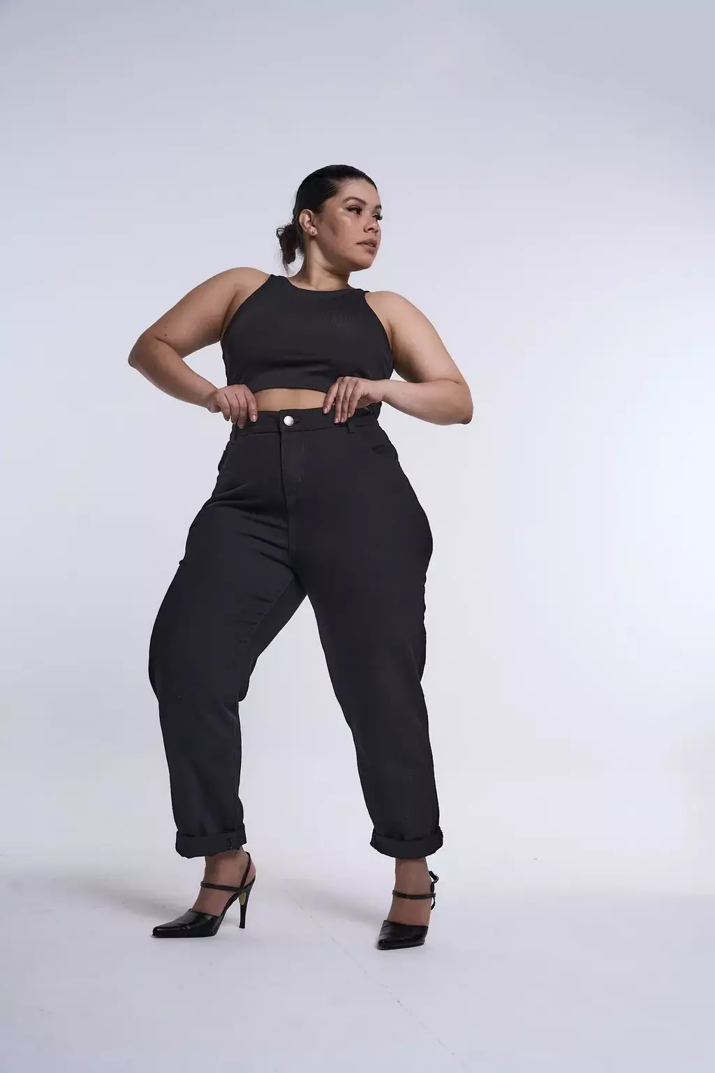 MOM BLACK