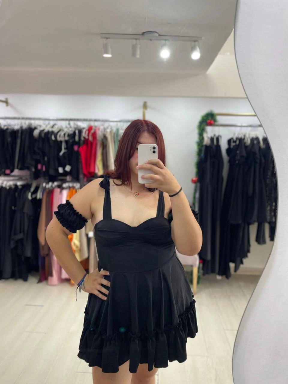 VESTIDO COQUETTE