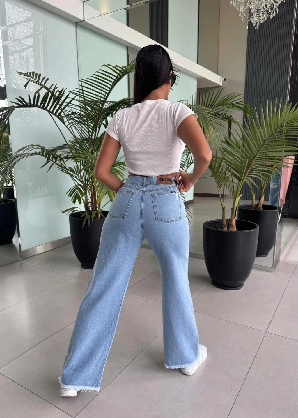 WIDE LEG con rotura celeste