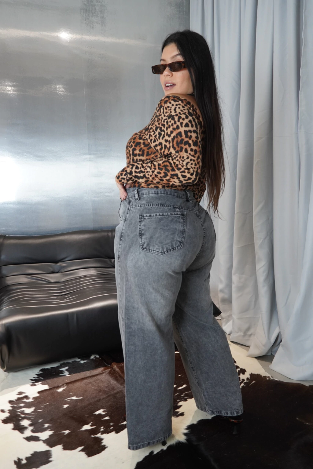 WIDELEG GREY